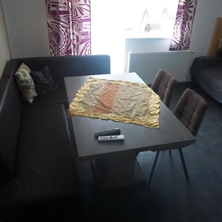 Barbara's Feriennest - By Mynests شقة