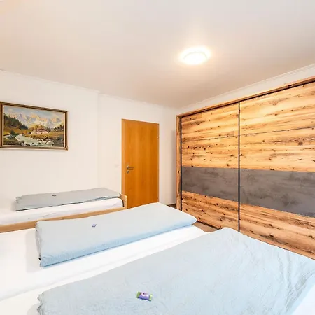 Barbara's Feriennest - By Mynests شقة