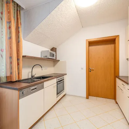 Barbara's Feriennest - By Mynests بروغيرن